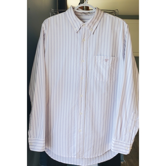 Aritzia - TNA QUAY Button-up - like new - Picture 3 of 10